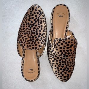 Gap Velvet Cheetah Flat Mules
